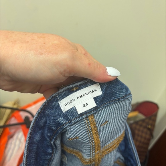 Good American Good Legs Jeans - Picture 10 of 11